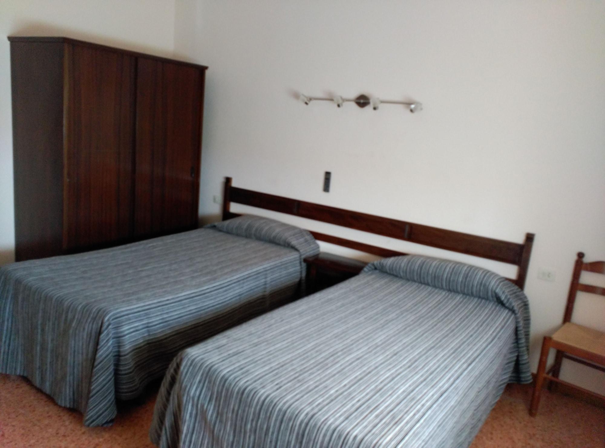 Hostal L'Esplai Viladamat Eksteriør billede